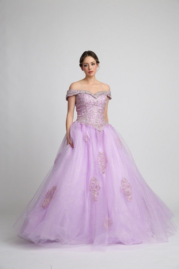 Quince Dresses in Los Angeles